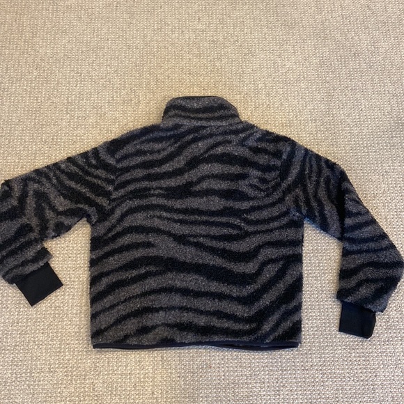 ❌SOLD❌ Varley Napoli fleece zebra print jacket - Picture 3 of 15